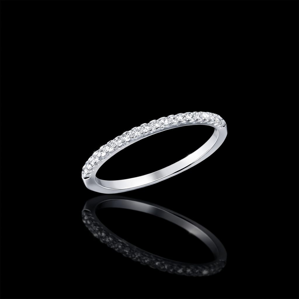 Anel Meia Aliança em Prata 925 Cravejada